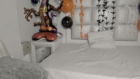 princess_tokyo_ online show from October 2025 03:32:02 AM