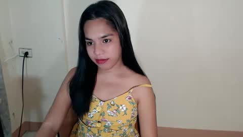 Snapshot of princess_yurie chatting on October 2025 07:22:01 PM Yurie online show from October 2025 07:22:01 PM