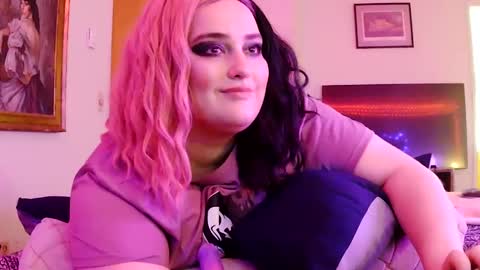 NOTYOURTYPICALBARBIE online show from September 2025 10:33:02 PM