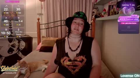 Lux Alot Luxi online show from January 2025 06:51:02 PM