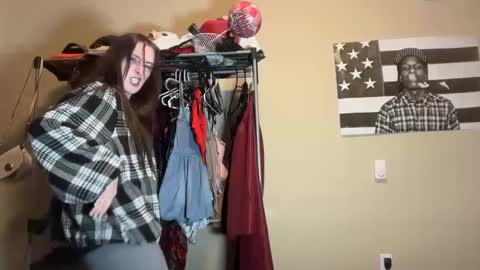 Prism online show from October 2025 01:58:02 AM