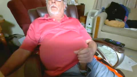 Snapshot of prlbob77 chatting on February 2025 01:35:01 AM prlbob77 online show from February 2025 01:35:01 AM