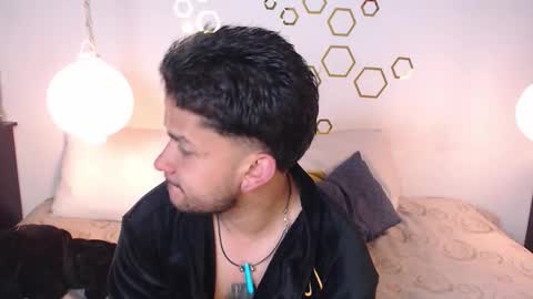 Snapshot of provincute chatting on November 2025 02:43:01 AM Adris Juan online show from November 2025 02:43:01 AM