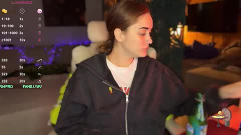 Queen of Pain online show from October 2025 12:26:01 PM