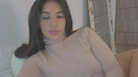 Snapshot of pssiquiss chatting on November 2025 08:18:02 PM Katerine online show from November 2025 08:18:02 PM