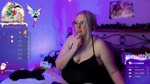 Snapshot of puffybun chatting on January 2025 05:37:01 PM puffybun online show from January 2025 05:37:01 PM