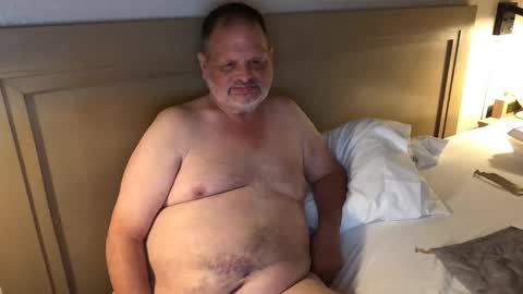 Snapshot of puma_sfo chatting on November 2025 08:26:02 AM David online show from November 2025 08:26:02 AM