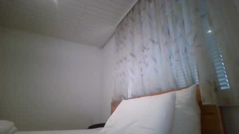 punkz999950 online show from October 2025 04:05:02 PM