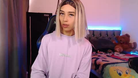 Cris online show from October 2025 02:08:02 PM