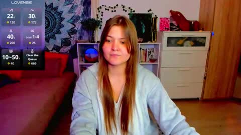 Miss Hanna online show from November 2025 12:49:02 PM