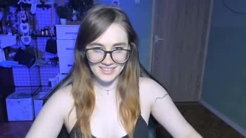 Snapshot of pureheartt chatting on October 2025 03:58:01 PM I am Mila online show from October 2025 03:58:01 PM