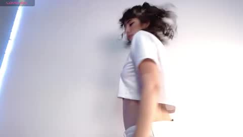 Snapshot of purplay_98 chatting on January 2025 06:56:02 PM purplay_98 online show from January 2025 06:56:02 PM