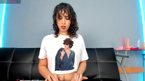 Snapshot of purplay_98 chatting on January 2025 07:49:01 PM purplay_98 online show from January 2025 07:49:01 PM