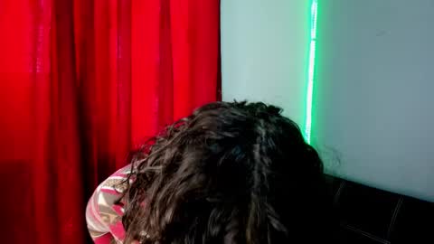 Snapshot of purplay_98 chatting on February 2025 04:11:02 PM purplay_98 online show from February 2025 04:11:02 PM