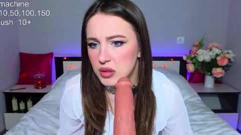 Monica online show from February 2025 04:44:01 PM