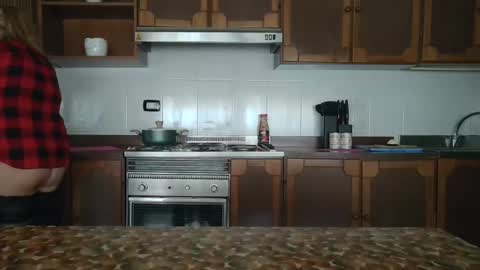 Snapshot of pussy_boom4u chatting on November 2025 08:36:02 AM Mary online show from November 2025 08:36:02 AM