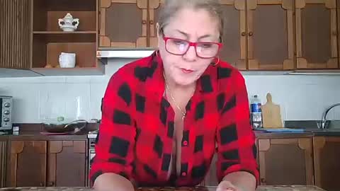 Snapshot of pussy_boom4u chatting on November 2025 09:17:02 AM Mary online show from November 2025 09:17:02 AM