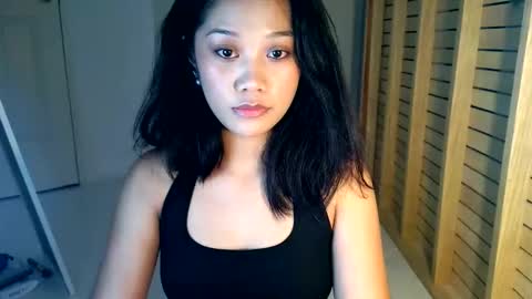 Snapshot of pussyc4t_doll chatting on November 2025 10:20:01 AM Marj33 online show from November 2025 10:20:01 AM