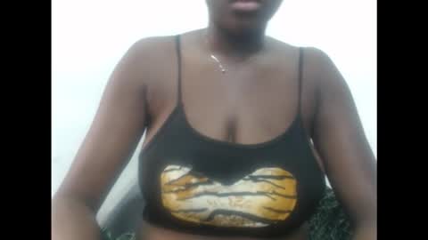 pussydollurz online show from October 2025 07:43:01 AM