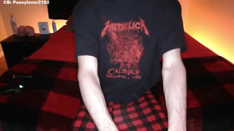 Snapshot of pussylover2182 chatting on October 2025 05:20:02 AM pussylover2182 online show from October 2025 05:20:02 AM