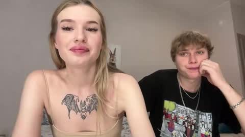 Lina online show from October 2025 07:10:02 PM