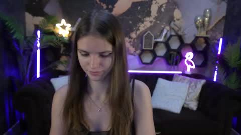 Snapshot of pussyonluck chatting on September 2025 02:00:01 PM Ellie online show from September 2025 02:00:01 PM