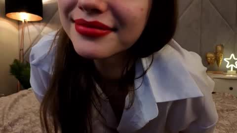 Snapshot of pussyonluck chatting on October 2025 06:52:01 PM Ellie online show from October 2025 06:52:01 PM