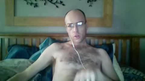 Snapshot of q2phq2ph chatting on December 2025 06:35:02 PM q2phq2ph online show from December 2025 06:35:02 PM