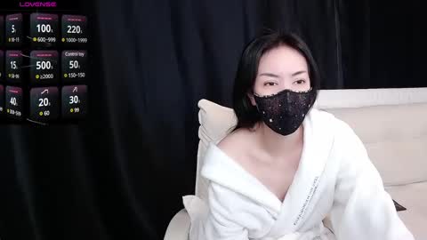 qianqian_ online show from January 2025 10:16:02 AM