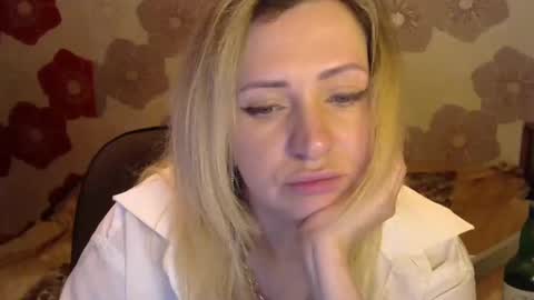 Queen Daenerys online show from December 2024 01:14:01 AM