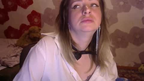 Queen Daenerys online show from September 2025 06:01:02 PM