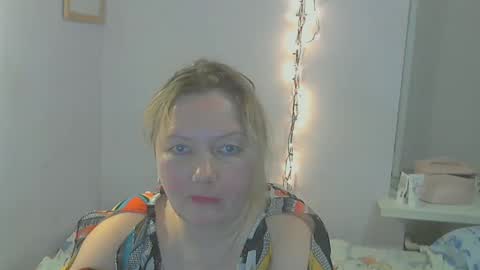 queen_jane8 online show from December 2024 06:49:01 PM