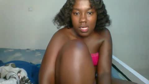 queen_mira online show from September 2025 10:48:02 AM