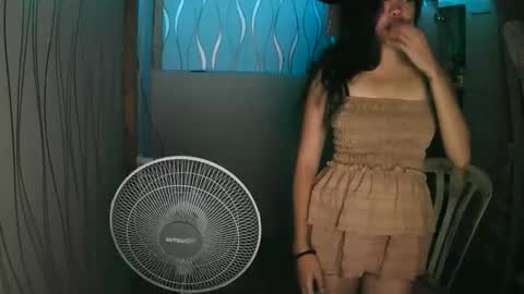 queen_seavera1 online show from November 2025 02:07:01 PM