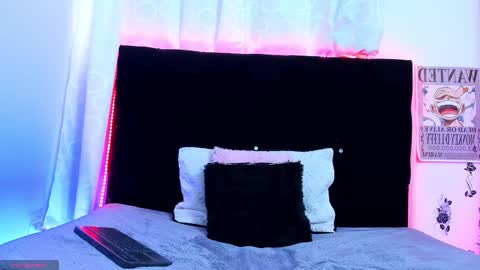 Valentina online show from October 2025 08:50:02 PM