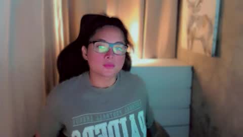 Snapshot of queenarthalia chatting on October 2025 06:13:01 AM ARTHA online show from October 2025 06:13:01 AM