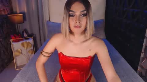 queenemeraldts online show from January 2025 06:13:02 AM