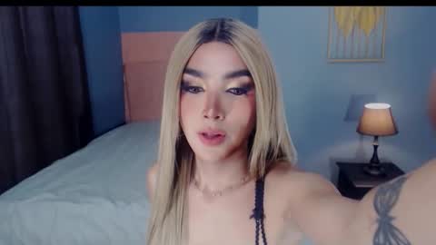 queenemeraldts online show from September 2025 10:50:02 AM