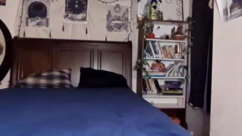 Snapshot of queenfantasee chatting on December 2024 07:32:01 AM Queen Fantasee online show from December 2024 07:32:01 AM