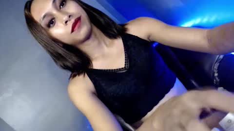 just call me QUEEN and ill be there online show from September 2025 05:05:02 PM