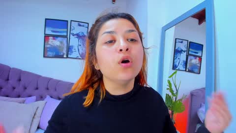 Queen online show from January 2025 07:16:02 PM