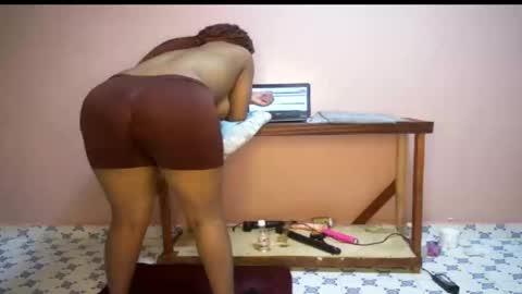 Nina online show from February 2025 01:13:02 AM