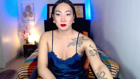 Snapshot of queenmistressts chatting on March 2025 04:21:01 PM QUEEN online show from March 2025 04:21:01 PM