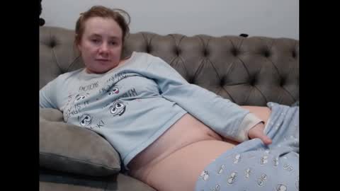 queenmymind online show from January 2025 06:35:02 AM