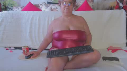 QueenPammy online show from January 2025 12:41:01 PM
