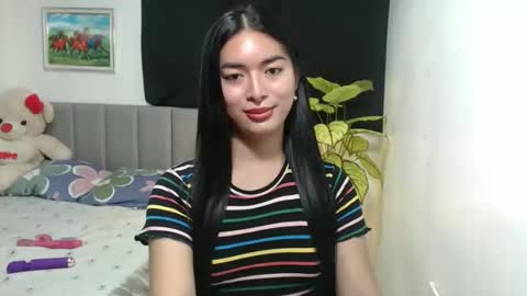 QueenPinay69 online show from October 2025 05:34:01 PM