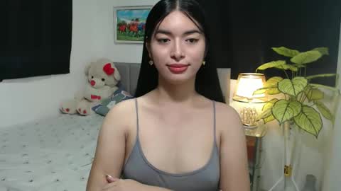 QueenPinay69 online show from October 2025 07:25:02 PM