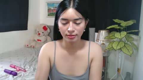 QueenPinay69 online show from October 2025 07:42:02 AM