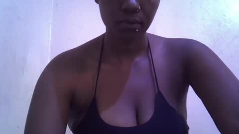 Snapshot of queentee254 chatting on October 2025 10:26:01 AM queen online show from October 2025 10:26:01 AM