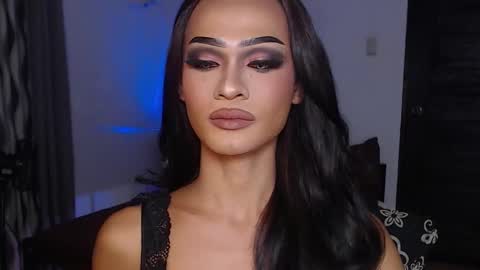 Snapshot of queenvalentinats chatting on November 2025 03:12:02 PM ValentinaMoone online show from November 2025 03:12:02 PM